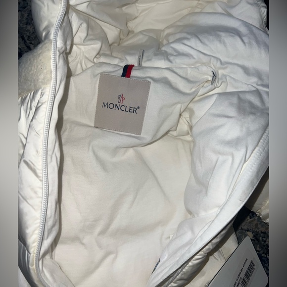 NWT Moncler Girls Arabette Giubbotto Coat | Size 3 - Picture 5 of 5
